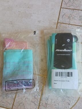 Socks/compression/unisex..2 New Pairs, See Description